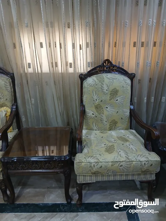 طقم كنب غرفة ضيوف