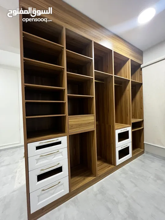 Kitchen,closet,partition,office table   خزائن-خزانة-قسم المكتب والمكتب