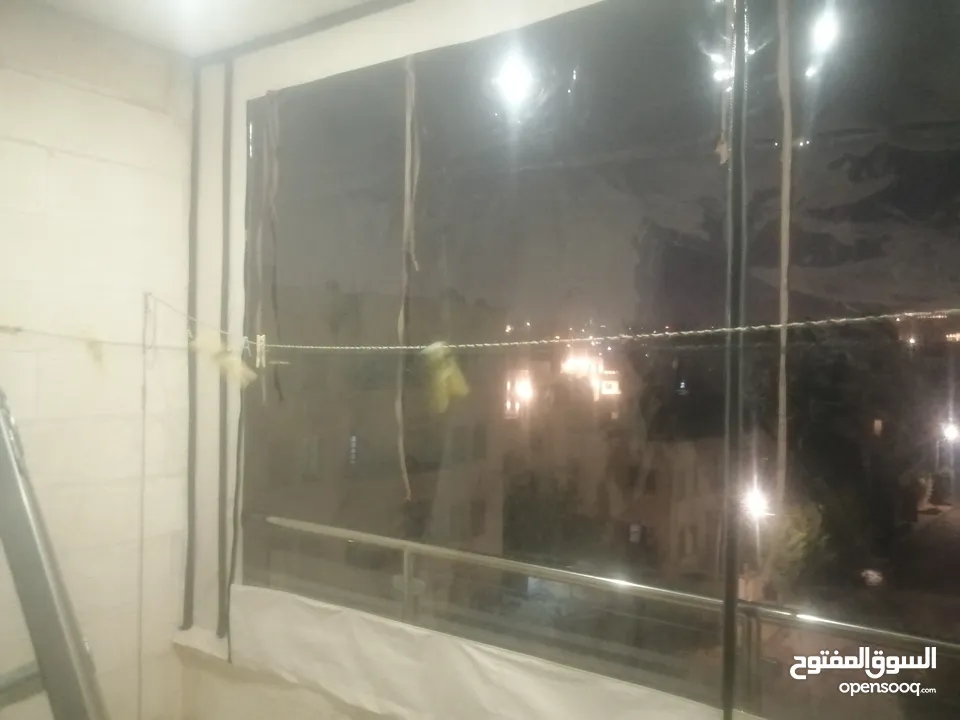 تغليف وتسكير الكافيهات والاماكن المفتوحه  من الهواء باقل الاسعار وتفصيل الاشرعه لاعلى المساحات