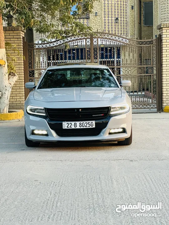 جارجر SXT PLUS 2021 سموك