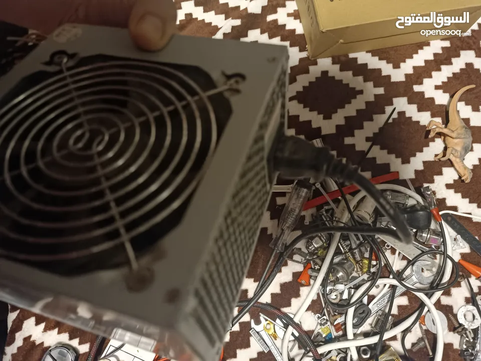 2 محول كميرات واحد33 امبير وواحد25 امبير وبور سبلاي وتويترين ثوتهم مرتب للبيع او للبدل عصندوق مجوز