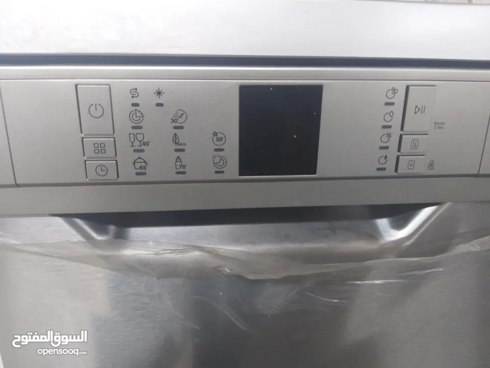 جلاية A-TEC استوك صناعه تركيه 3 مرشات 8 برامج سلتين لون استيل