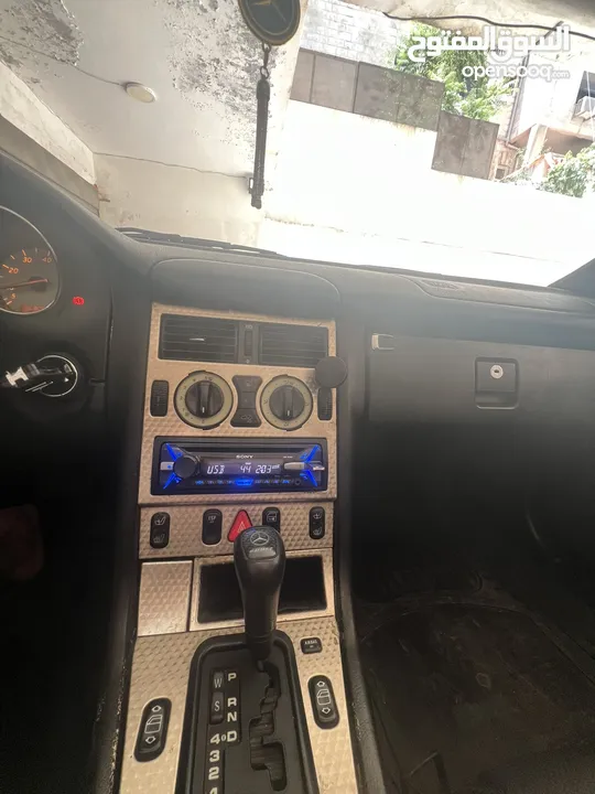 مرسيدس slk200 للبيع او البدل