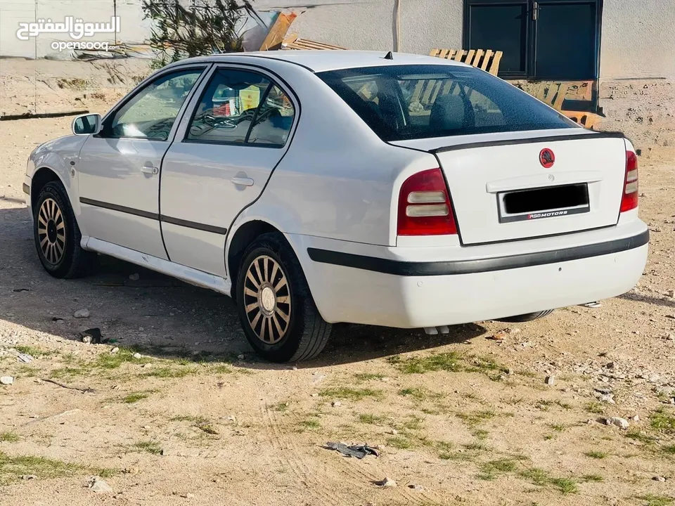 سكودا اكتافيا 2004