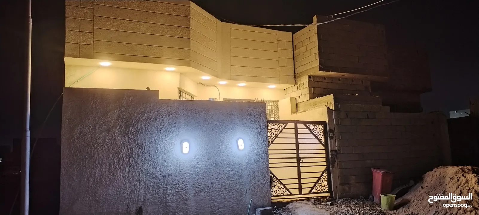 بيت طابو زراعي عراقي صاحب الارض جاري يحتوي على غرفتين وموزع استقبال مطبخ حمام داخلي وحمام خارجي طارم