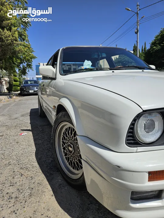 بوز النمر مواصفات كاملة . 1990 E30 M-technic II. كل اشي راكب أصلي BMW