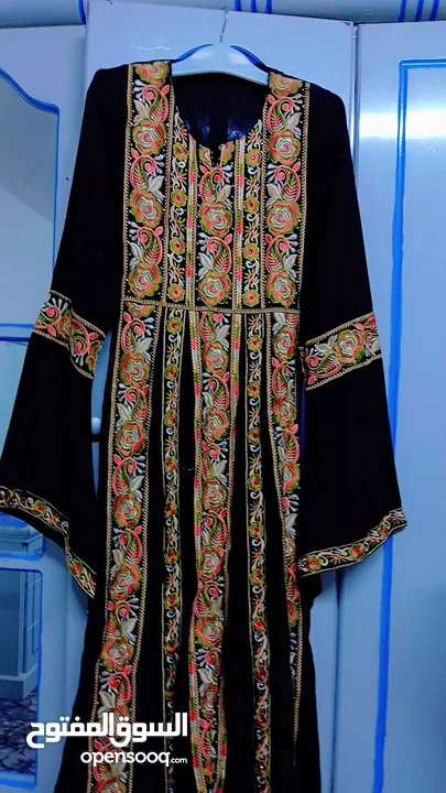 اثواب للبيع