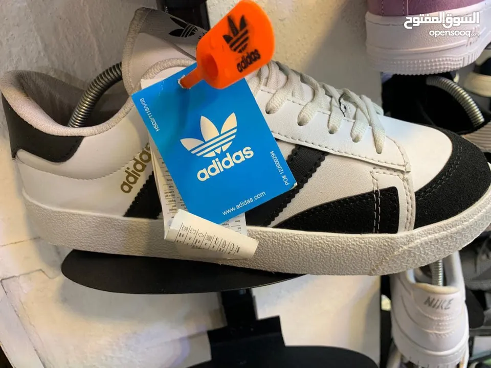 مجموعة متميزة من الأحذية والبراندات الجديدة  Adidas NiKE PUMA Skechers