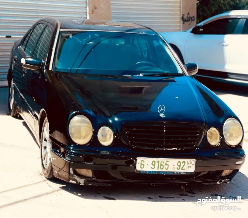 مرسيدس موديل 2001