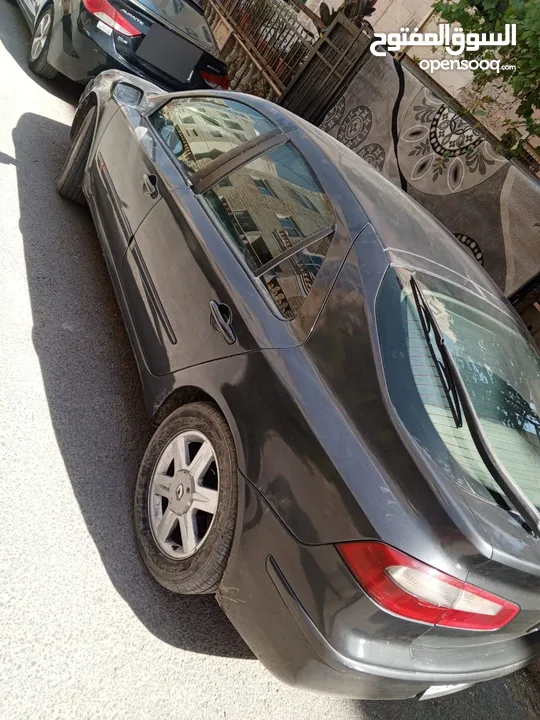 رينو لاغونا 2004 للبيع