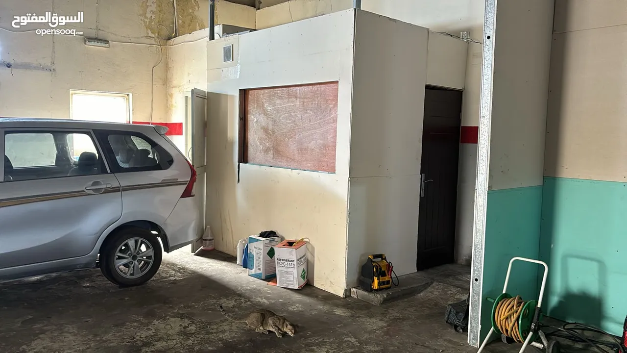 289sm Garage for Sale in Umm Ramool