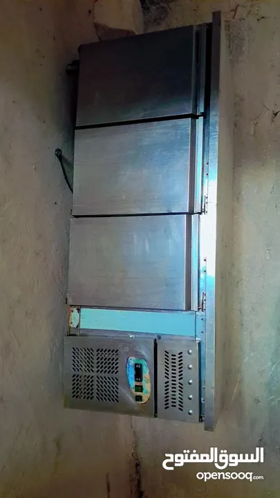 ثلاجه بطح 3 دفات بحاله ممتازه