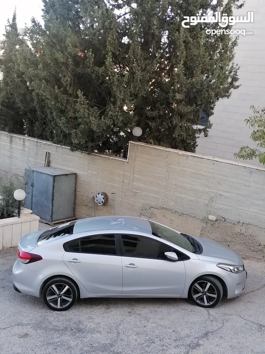 كيا K3 / ماتور 1600 /ديزل /عداد قليل 110  / فحص نخب/ اقتصاديه /الأكثر طلبا