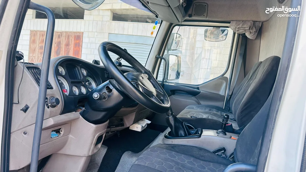 داف شصي طويل  2013  55-220 لون ابيض عاجي متوفر للبيع بسعر ممتاز  Daf Lf 55-220 شاحنه بوزن فارغ 8600