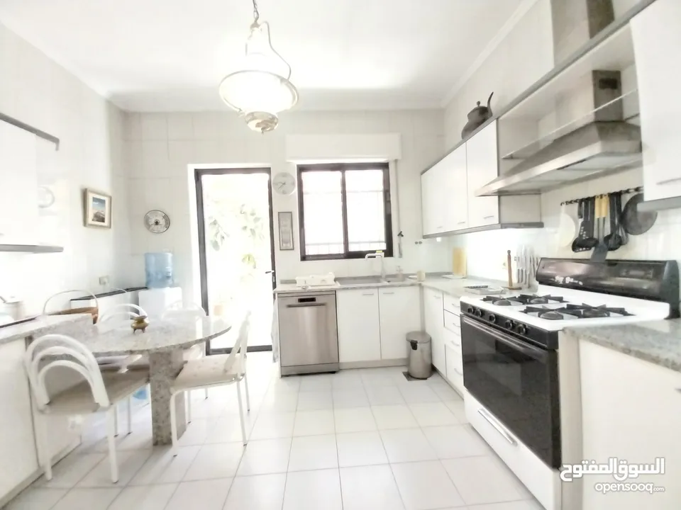 شقة للايجار في عبدون  ( Property 34518 )-175064432