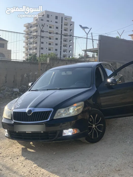 رمش للبيع اوتوماتيك خصوصي فل اضافات والاجمل في فئتها والسعر حسب الدفع