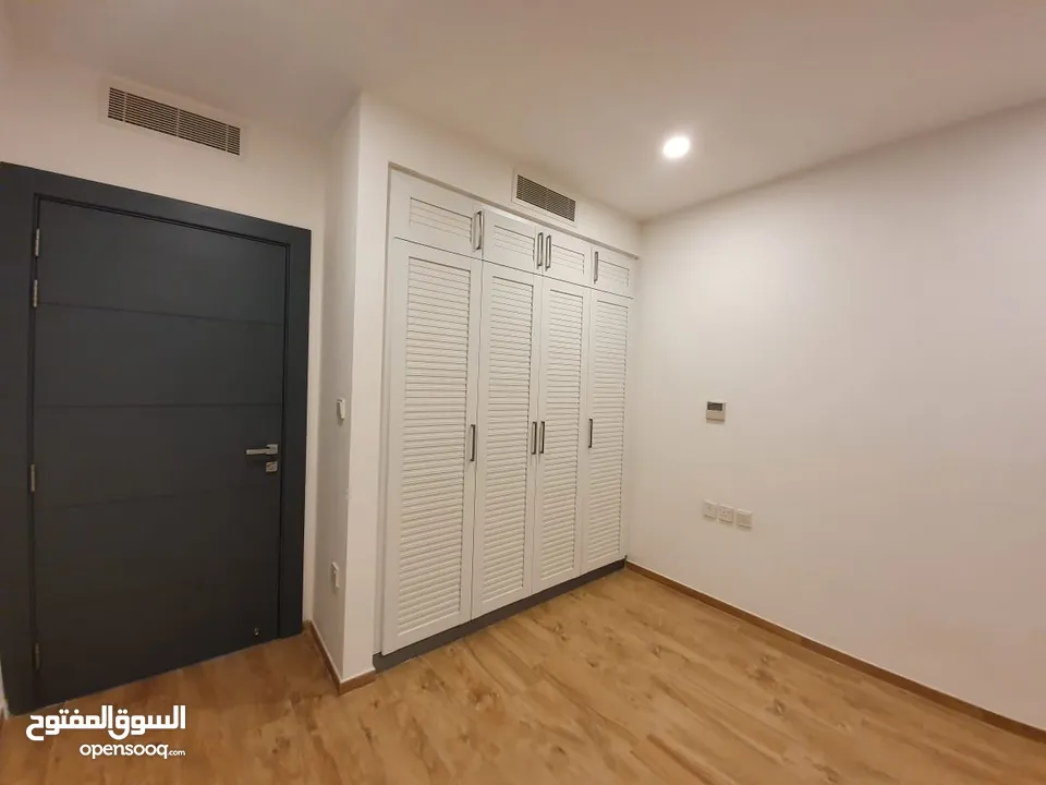 2 BR  Freehold Apartment in Golf Tower – For Sale