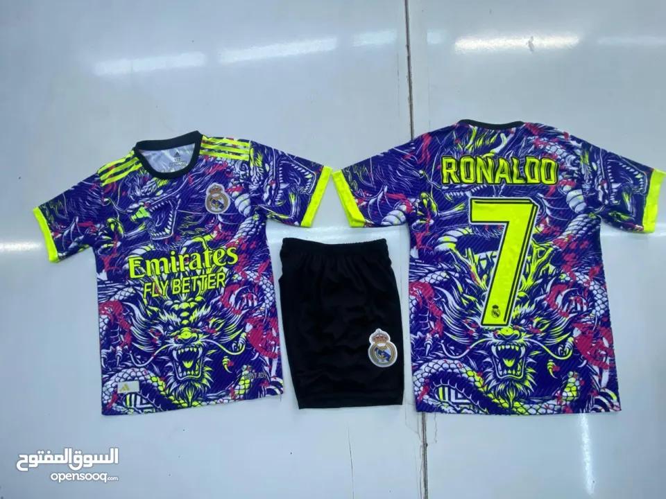 بلوزه الوحده فقط على 50 شيكل واسم الصفحه nidal brand  على الفيس بوك