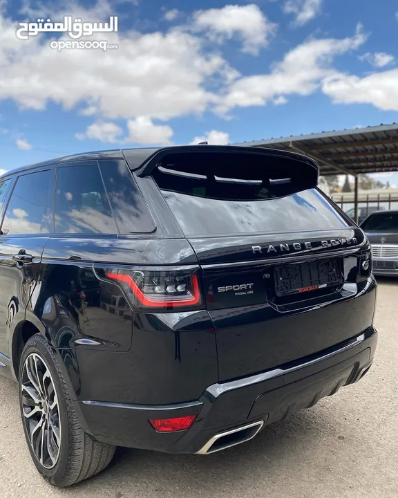 30 الف كيلو   وارد المانيا بحال الوكالة  Range Rover Sport 2022