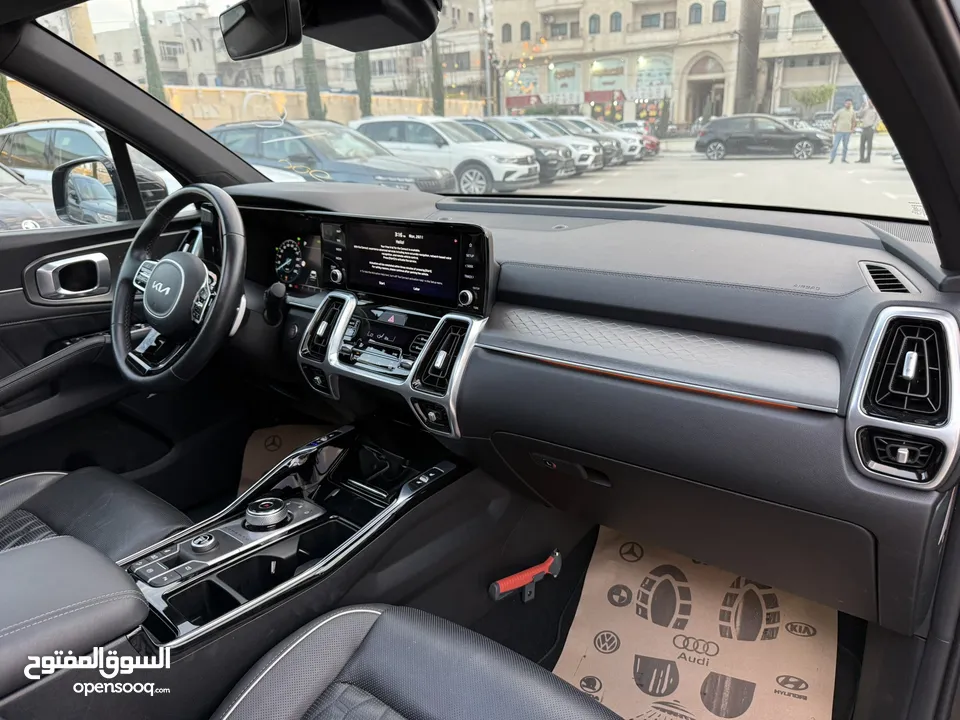 كيا سورينتو ترخيص 2022 محرك 1600 هايبرد   جير أوتوماتيك 240 حصان