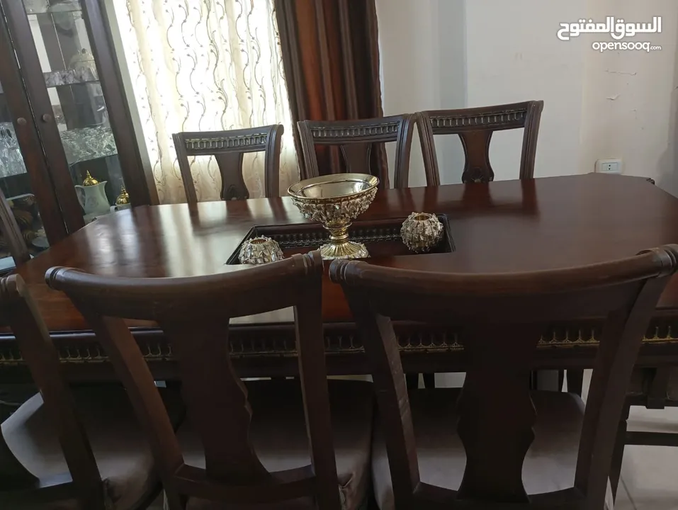 غرفة سفرة فاخره استخدام بسيط جدا