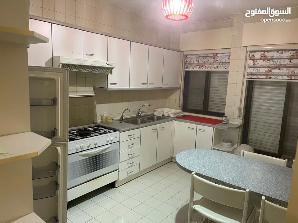 شقة مفروشة للإيجار في الشميساني - ref : 14636