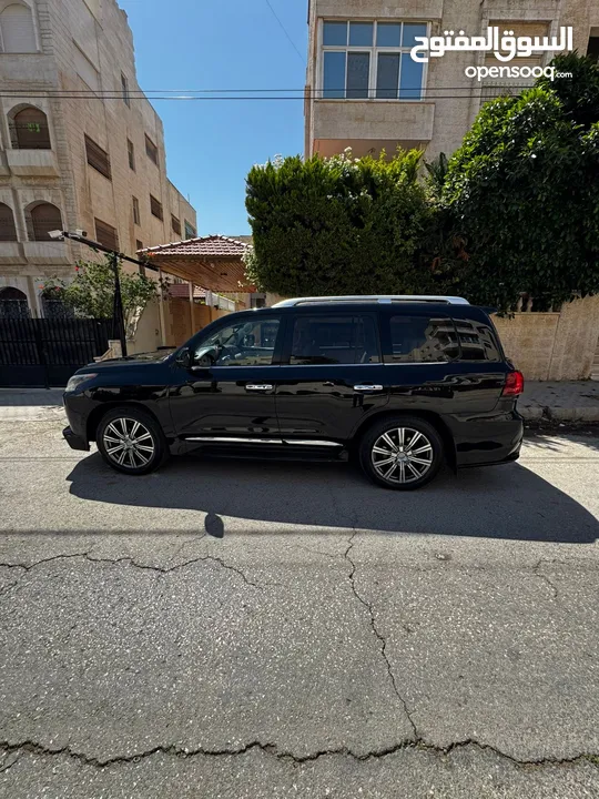 لكزس LX 570 أوروبية فل كامل موديل 2008 بحالة ممتازة  بودي محدث 2021  بسعر مميز
