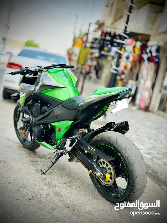 كاوازاكي z800