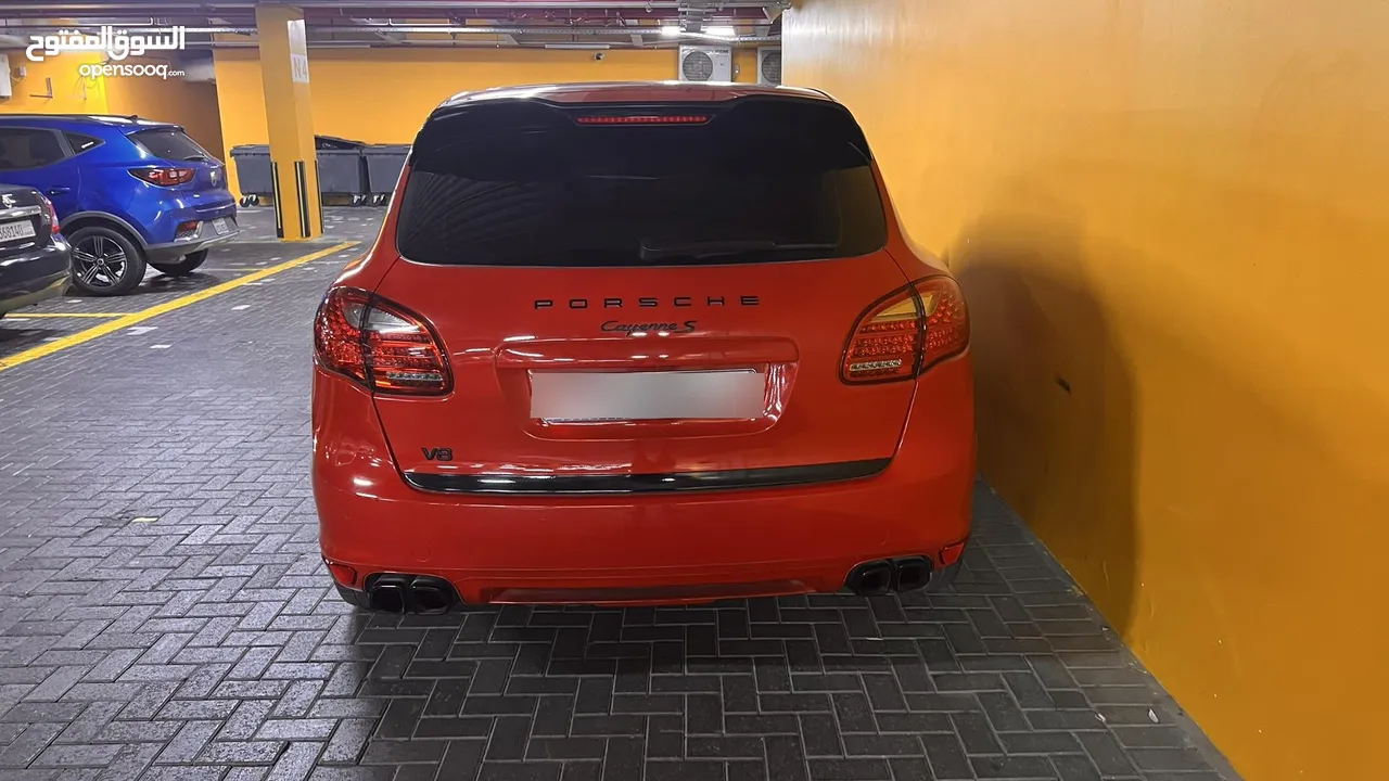 porshce cayenne S: *2014*