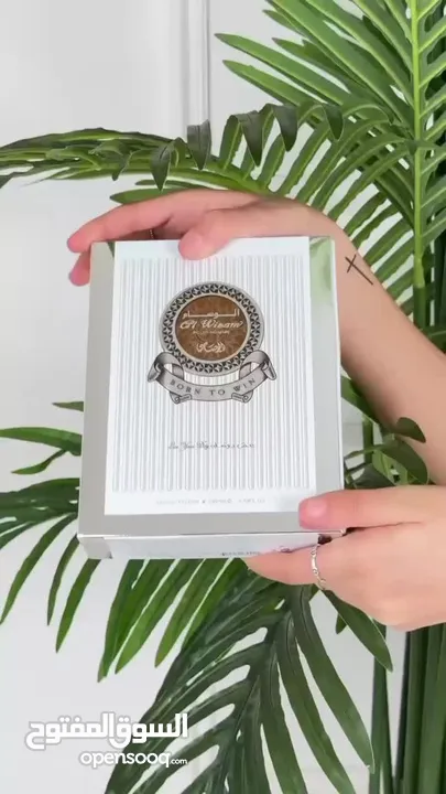 عطر  الوسام الأصلي  الرصاصي  عطر رجالي فاخر من الرصاصي للعطور   العطر مزيج من الأخشاب العطرية مع