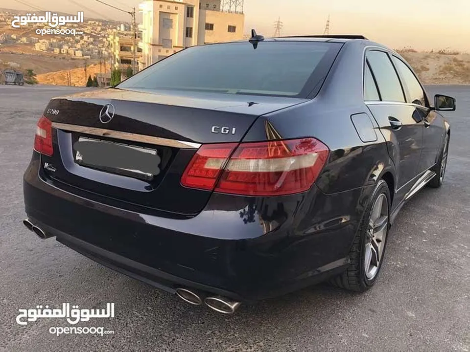 مرسيدس بنز E200 AMG  فل كامل وارد الشركة