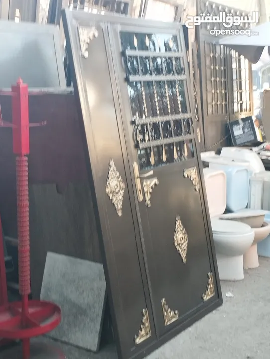 المستعمل لعبتنا  لدينا كل ما هو مستعمل ابواب المنيوم وشبابيك حمايات حديد ودرابزينات ابواب حديد تفصيل