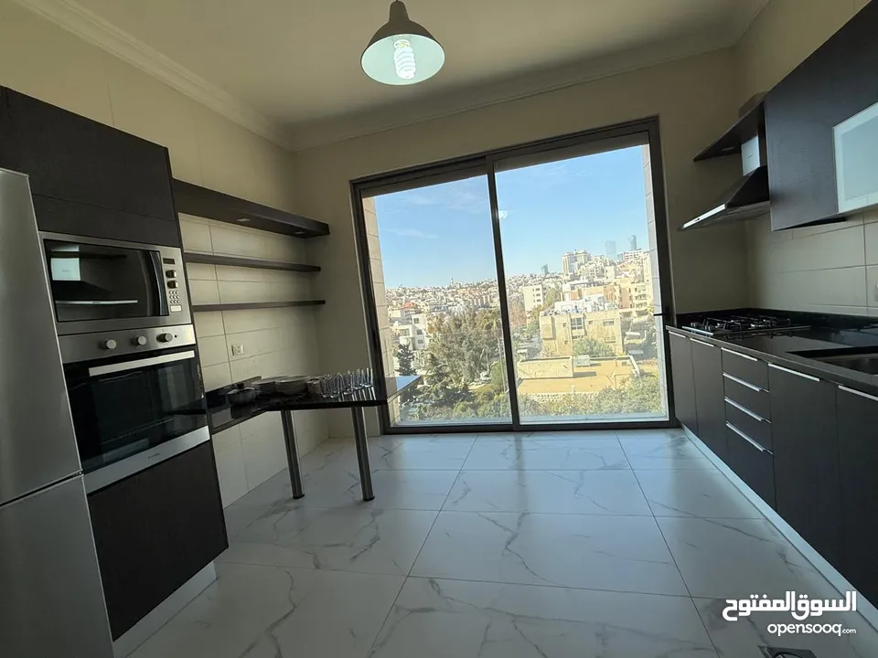 شقه غير مفروشه للايجار في الدوار الرابع ( Property 41016 )-174973567