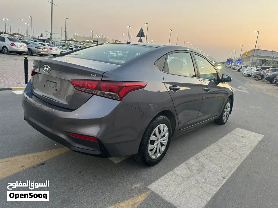 هيونداى أكسنت1600 سى سى موديــل 2018بدون حوادث خليجـــــــــى كشافات ضباب تكييــــف باورسنترلوك