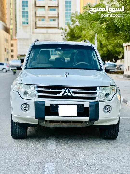 Mitsubishi Pajero 2010