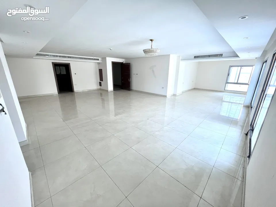 For sale freehold apartment in Bahrain hidd