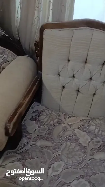 كنب مستعمل جديد مع  3طاولات