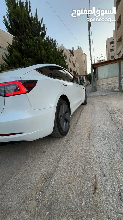 جمرك جديدTesla model 3