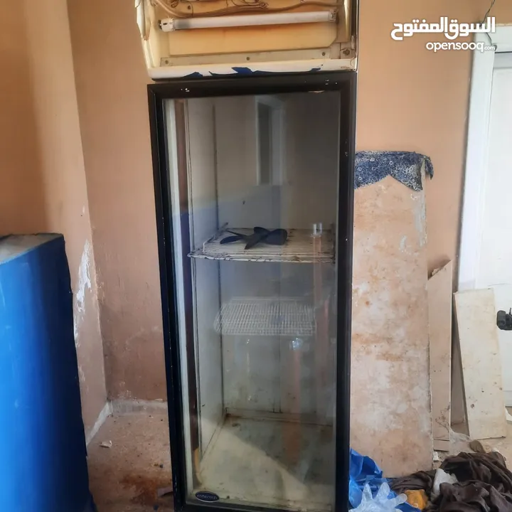 مجلى ستيلس ثقيل صناعي  ثلاجة بحاجه الى مروحة  طاوله ستيلس  غاز عين وحدة كانون كبير طول مترين عرض 40س