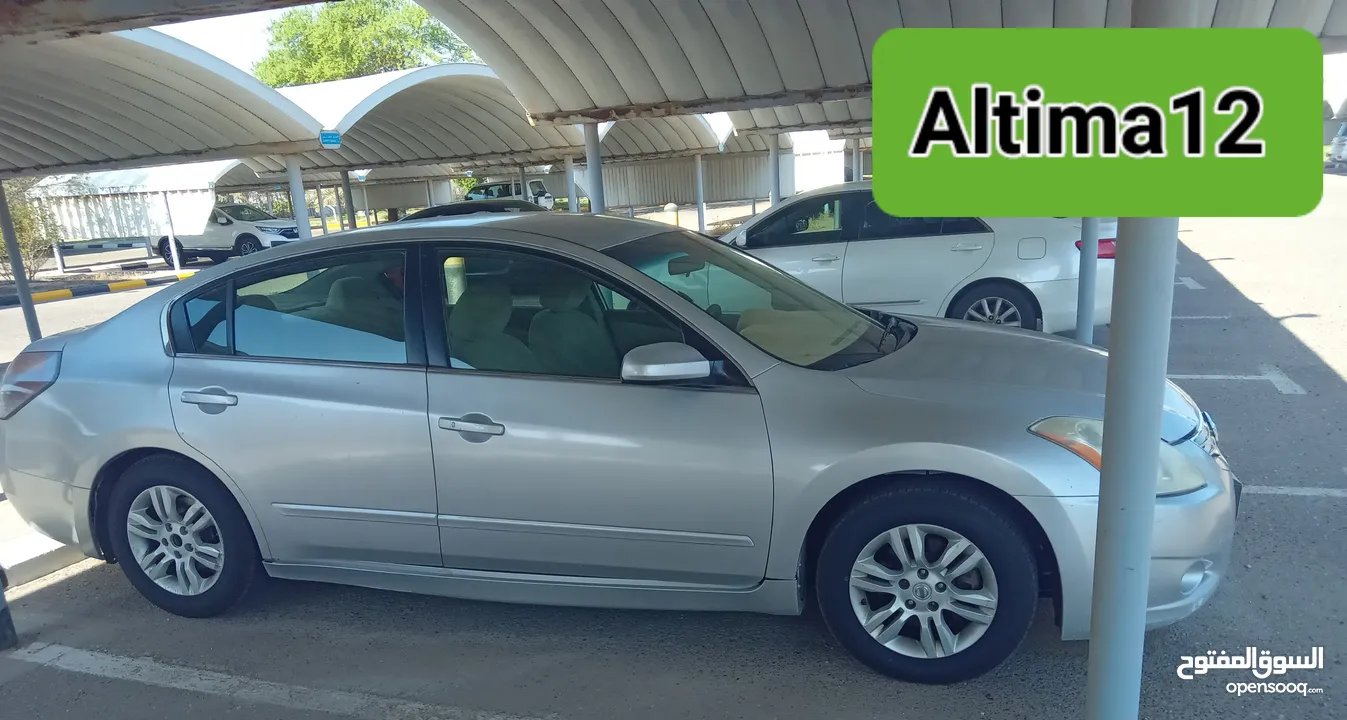 Nissan Altima 2012 available for sale