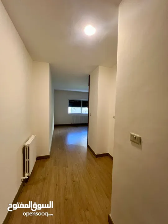 شقه طابق اول من فيلا فارغه للإيجار في دابوق - ref : 14625