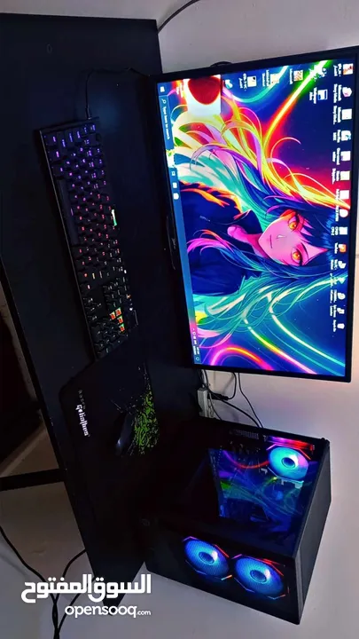مكتب جيمنج مزود ب اضاءة RGB ملونه مع ريموت تحكم بسعر 38دينار شامل التوصيل لجميع المحافظات  لحقوا عرض