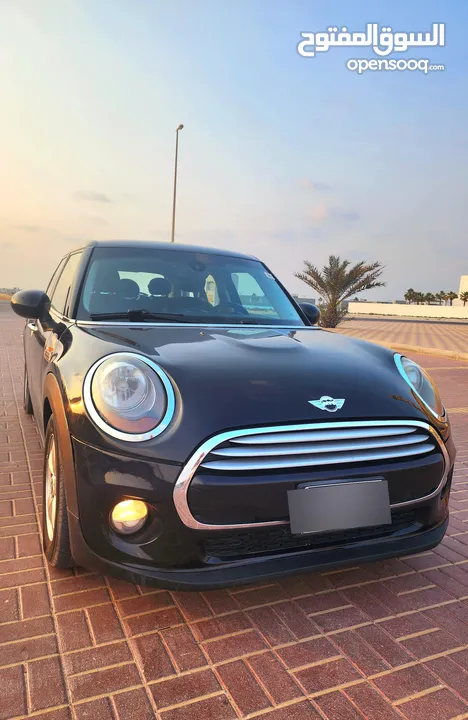 ميني كوبر موديل 2015 بحالة جيدة  mini cooper model 2015 in good condition