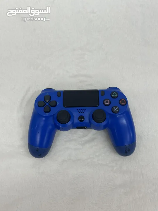 بلايستيشن 4 "1تيرا" بكرتونته مع اربع العاب PS4 “1T”and four games