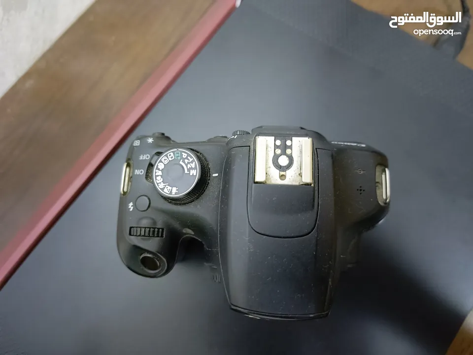 Canon 7D  Canon 1200D بحاله ممتازه