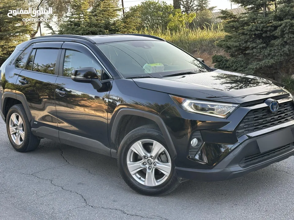 TOYOTA RAV4 HYBRID 2021 XLE