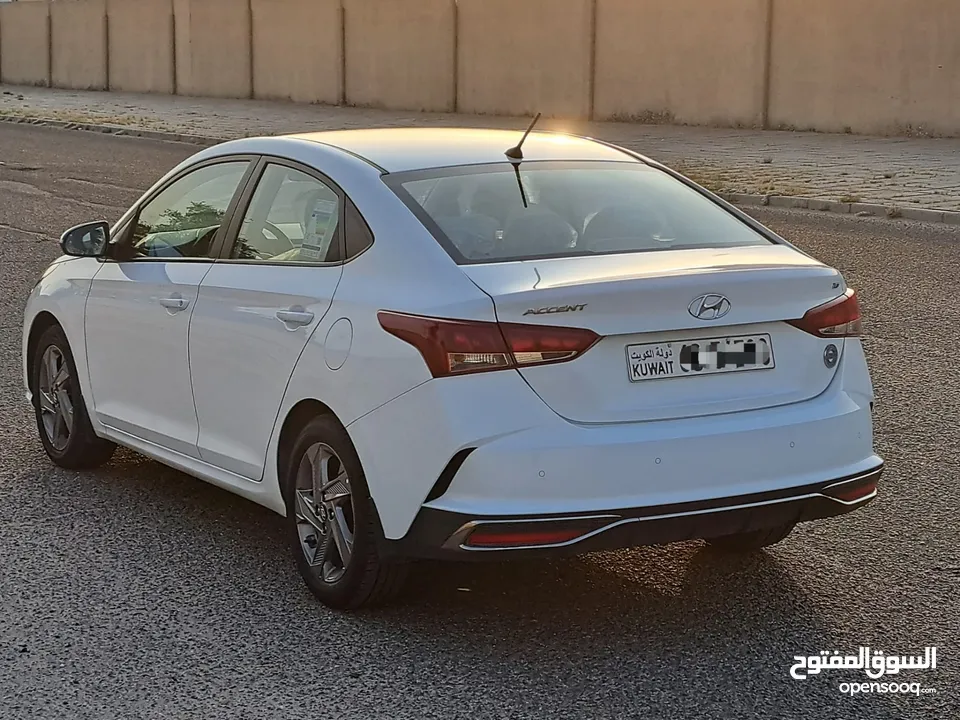 هيونداي أكسنت 2022 - 1600cc -  صبغ الوكالة - تحت الكفالة