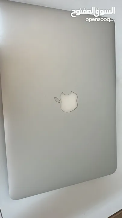 MacBook 2017 8GB حالة ممتازة مع شاحن