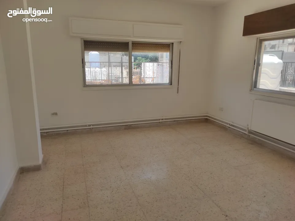 للايجار روف بإطلالة مميزة