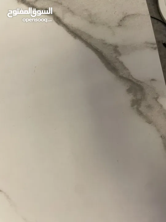 مكتب بيرفع و بينزل قابل للتعديل